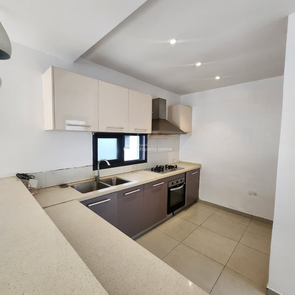Neatly Built 2 Bedroom Apartment, Osapa, Lekki, Lagos, Flat / Apartment for Rent
