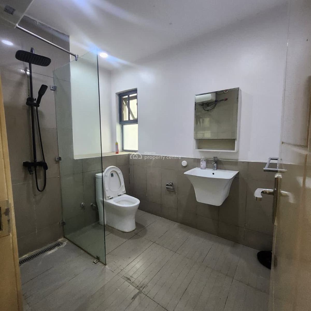 Neatly Built 2 Bedroom Apartment, Osapa, Lekki, Lagos, Flat / Apartment for Rent