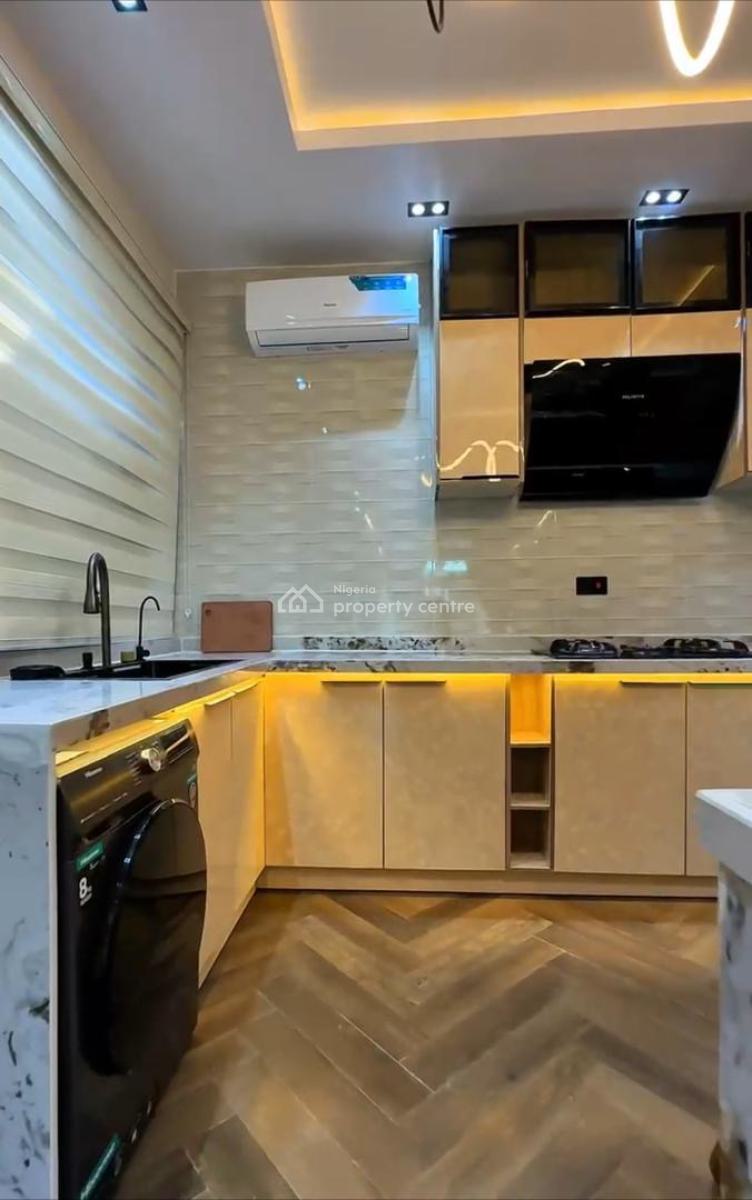3 Bedroom (with Upper Terrace for Relaxation ), Lekki Right, Lekki, Lagos, Flat / Apartment Short Let