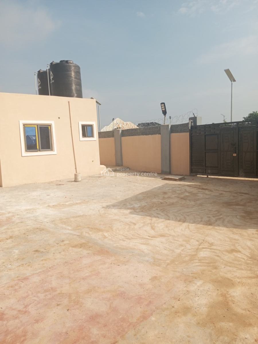 Brand New 1 Bedroom Apartment, Near Sharia Court Dukpa Rd, Gwagwalada, Abuja, Flat / Apartment for Rent