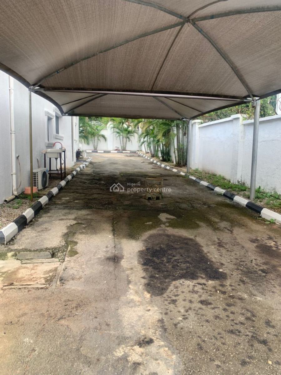 Nice 5 Bedrooms Semi-detached Duplex with Bq, Off Ibb Boulevard, Maitama District, Abuja, Semi-detached Duplex for Rent