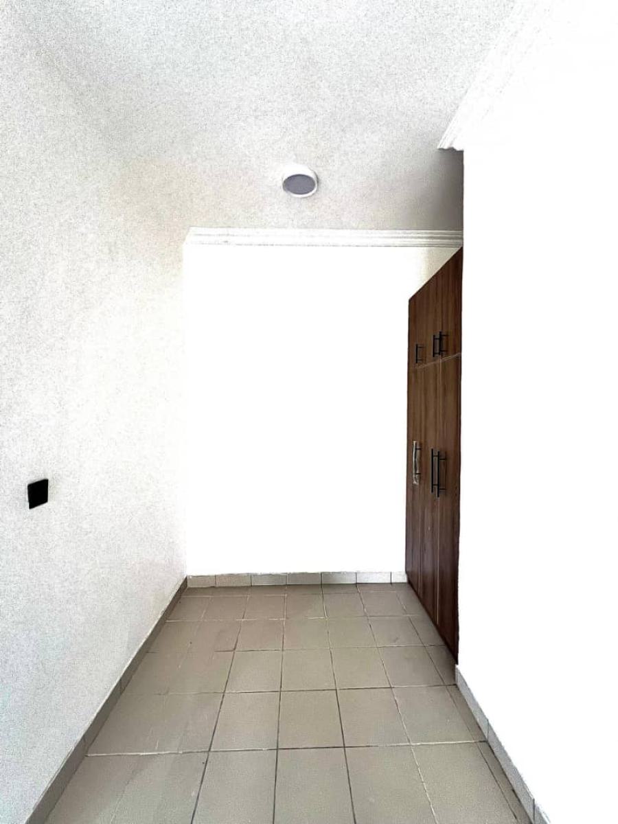 Spacious 4 Bedroom Semi-detached with 2 Rooms Bq., Lekki Phase 1, Lekki, Lagos, Semi-detached Duplex for Rent