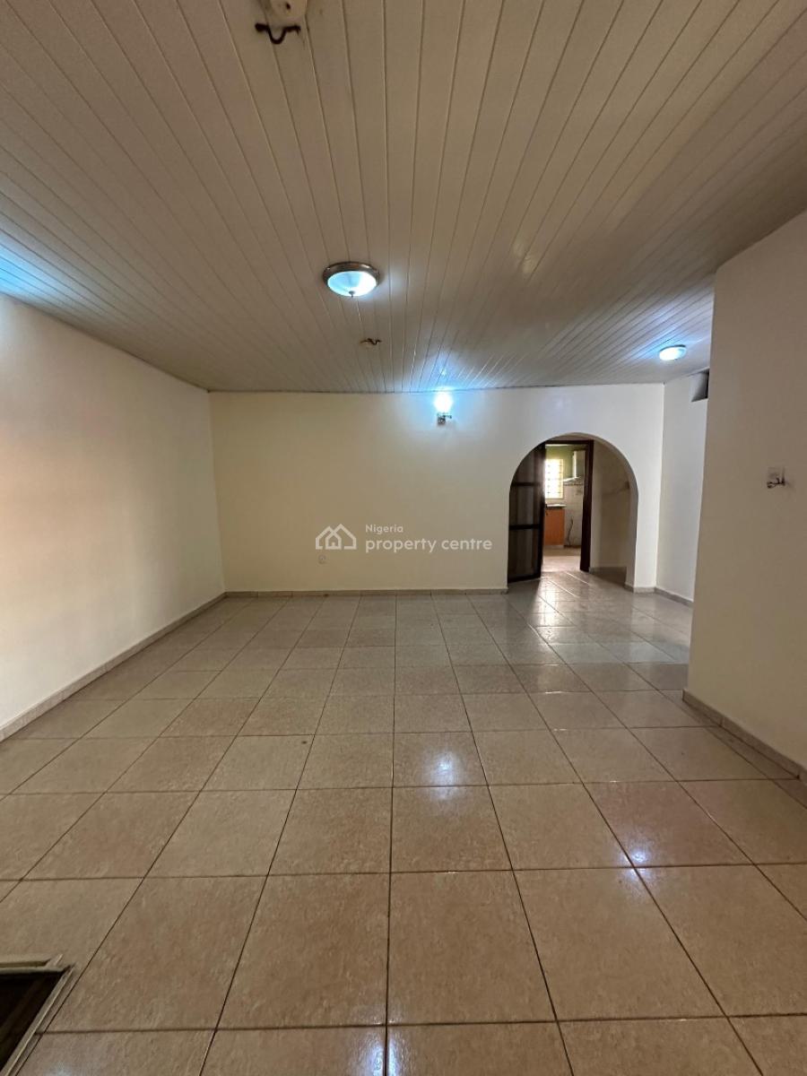Neatly Built 3 Bedroom Apartment, Idado, Lekki, Lagos, Flat / Apartment for Rent