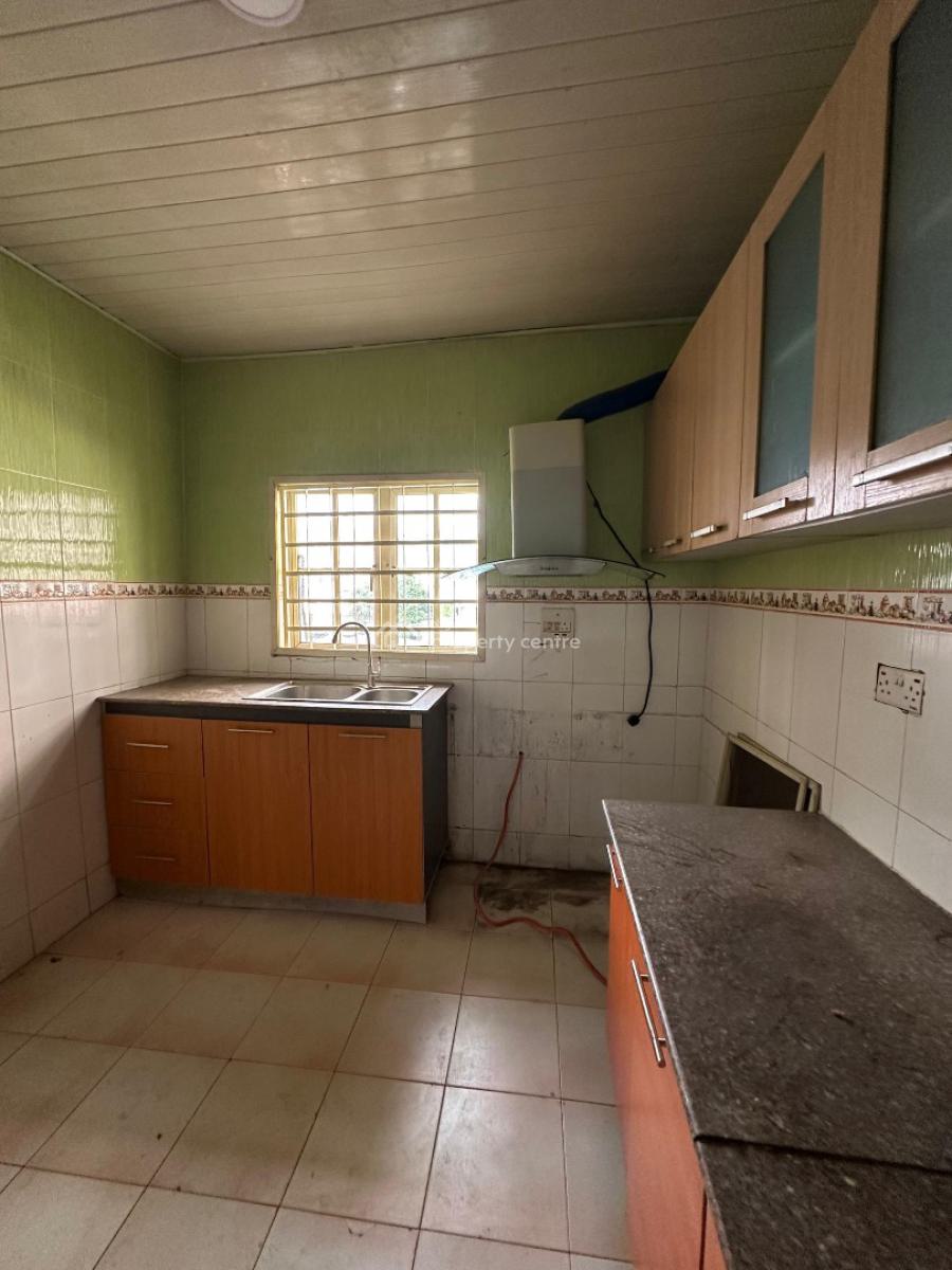 Neatly Built 3 Bedroom Apartment, Idado, Lekki, Lagos, Flat / Apartment for Rent
