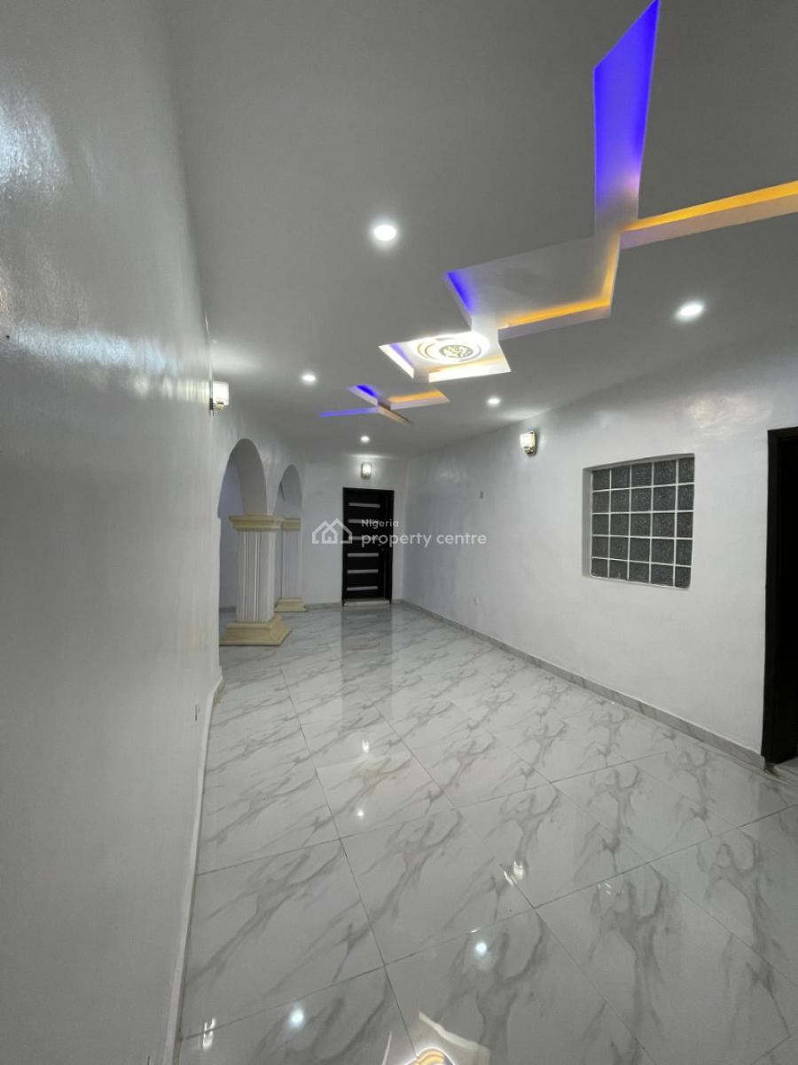 Newly Built 3bedroom Flat, Mog 77 Hotel Top One Garden, Ibadan, Oyo, Flat / Apartment for Rent