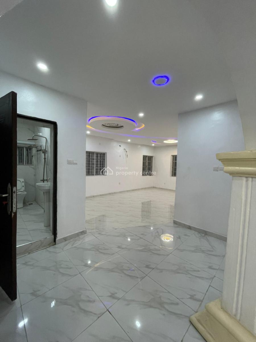 Newly Built 3bedroom Flat, Mog 77 Hotel Top One Garden, Ibadan, Oyo, Flat / Apartment for Rent