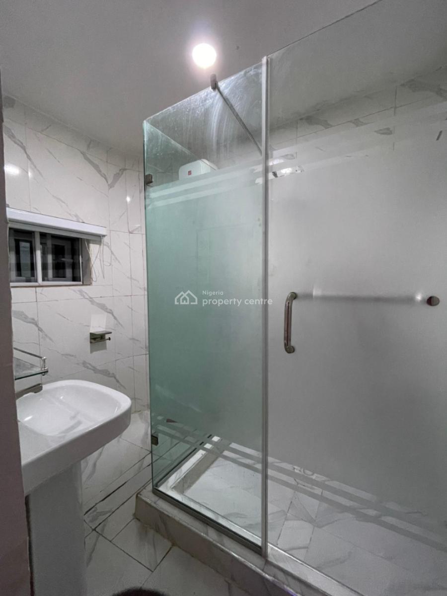 Newly Built 3bedroom Flat, Mog 77 Hotel Top One Garden, Ibadan, Oyo, Flat / Apartment for Rent