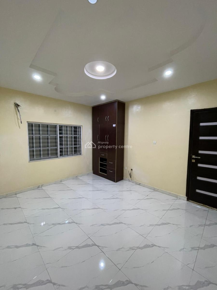 Newly Built 3bedroom Flat, Mog 77 Hotel Top One Garden, Ibadan, Oyo, Flat / Apartment for Rent