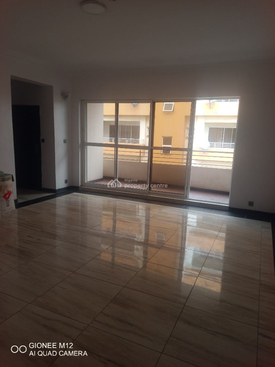 Lovely 3 Bed Room Flat with Bq and Elevator, Alcove Estate Access Control, Alagomeji, Yaba, Lagos, Flat / Apartment for Sale