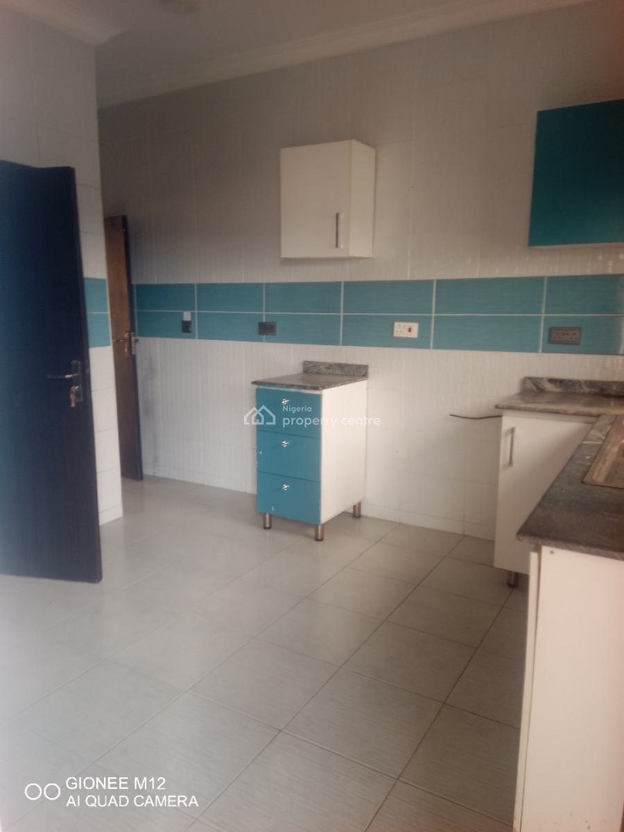 Lovely 3 Bed Room Flat with Bq and Elevator, Alcove Estate Access Control, Alagomeji, Yaba, Lagos, Flat / Apartment for Sale