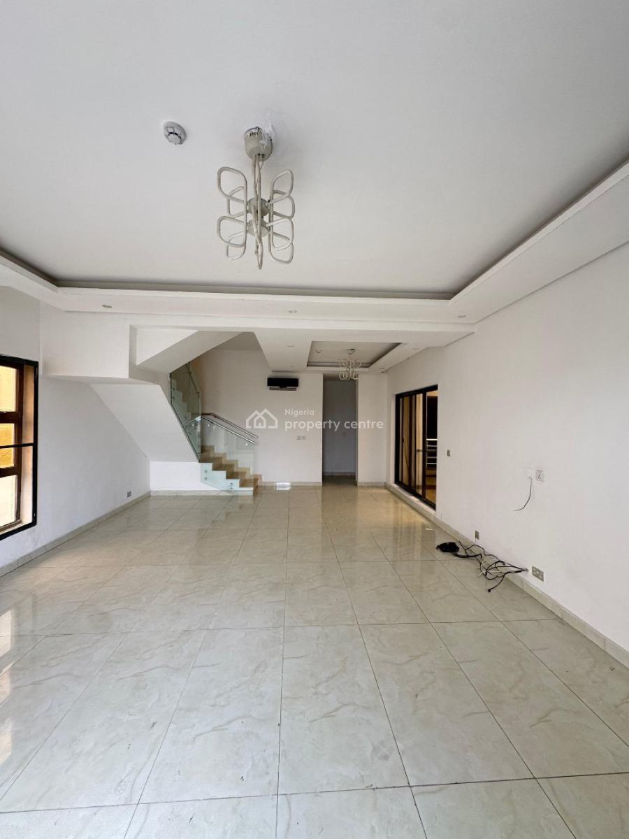 Luxury 4 Bedroom Penthouse (maisonette) with Bq in a Secure Estate, Ikoyi, Lagos, House for Rent