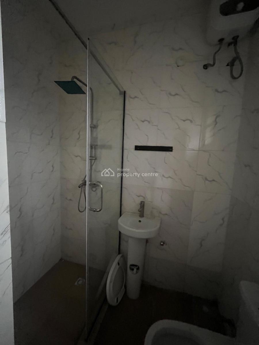 2 Bedroom Apartment, Ikota, Lekki, Lagos, Flat / Apartment for Rent