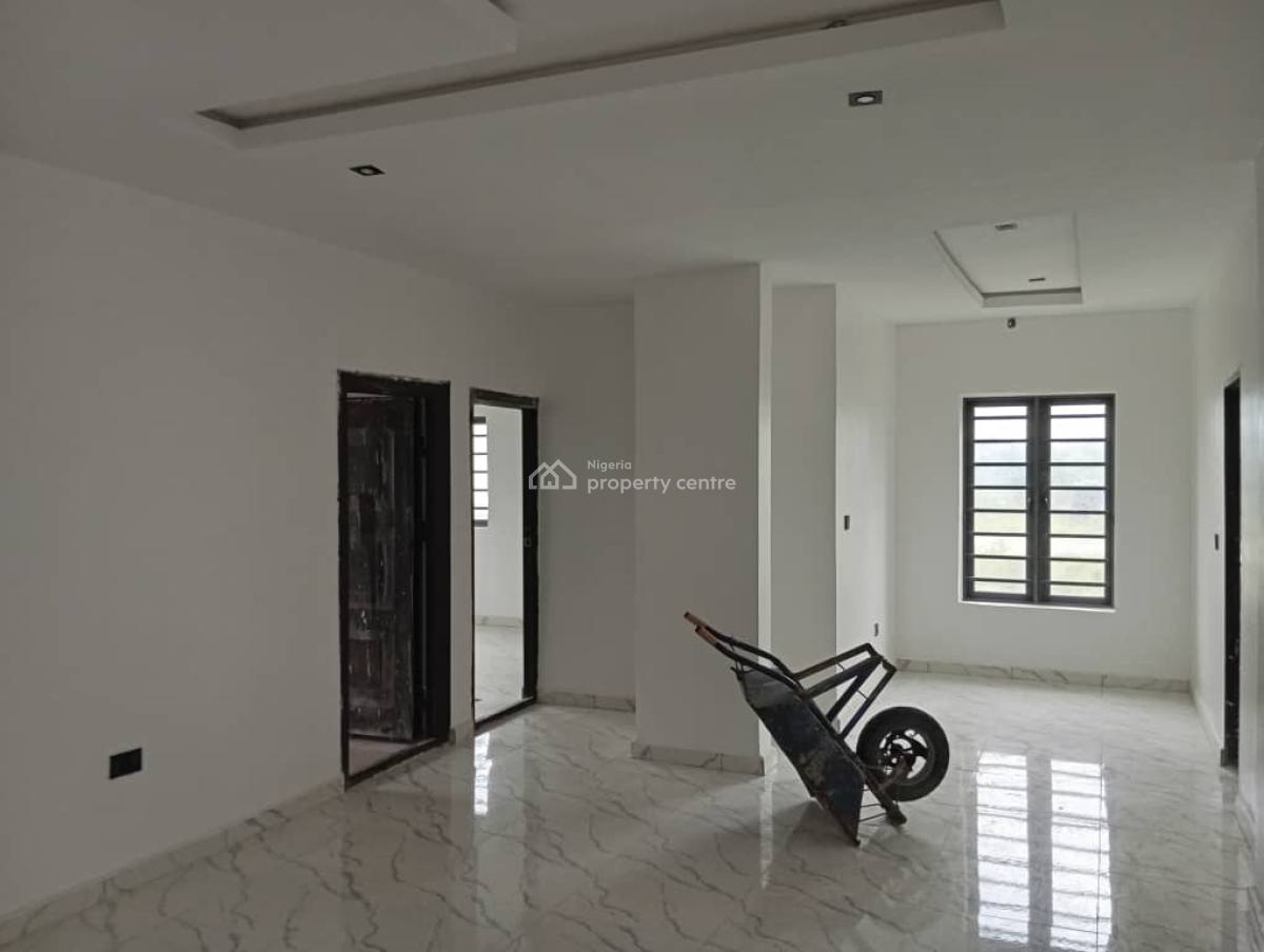 Luxury 3 Bedroom Flat Upstairs, Phase 2, Oribanwa, Ibeju Lekki, Lagos, Flat / Apartment for Rent