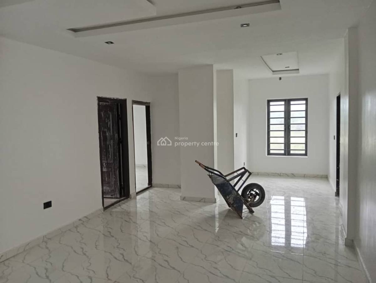 Luxury 3 Bedroom Flat Upstairs, Phase 2, Oribanwa, Ibeju Lekki, Lagos, Flat / Apartment for Rent