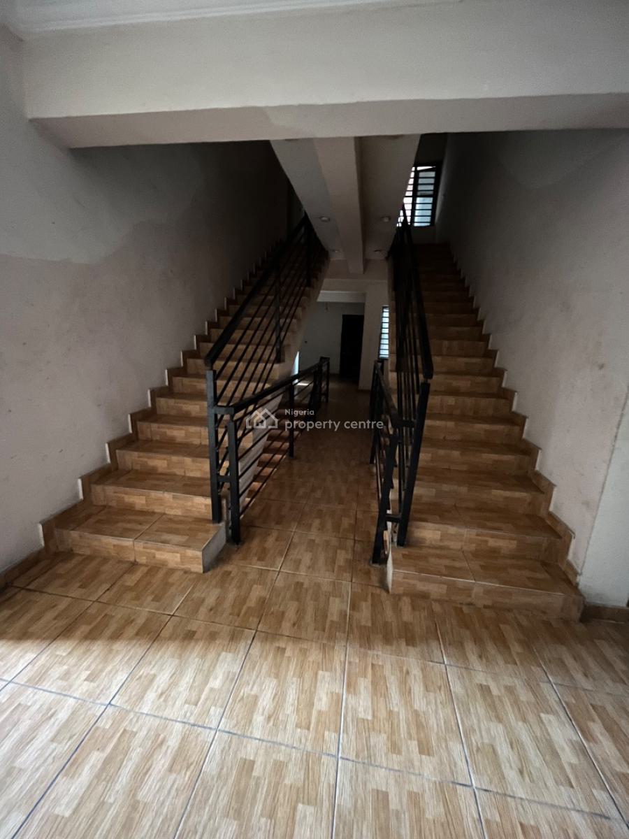 Spacious 2 Bedroom Apartment  in a Secured and Serene Neighborhood, Ilasan, Ikate, Lekki, Lagos, Flat / Apartment for Rent