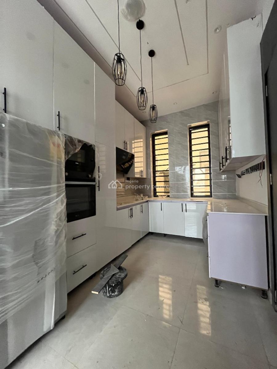 Exquisitely Built 6 Bedroom Fully Detached Duplex Plus Bq in an Estate, Gra Phase 2, Magodo, Lagos, Detached Duplex for Sale