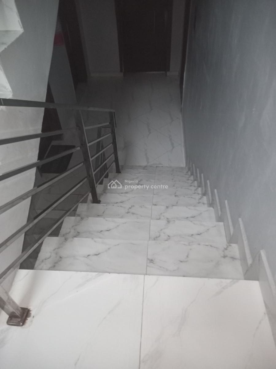 Luxury 2 Bedroom Flat, Behind Romay Garden Estate, Ilasan, Lekki, Lagos, Flat / Apartment for Rent