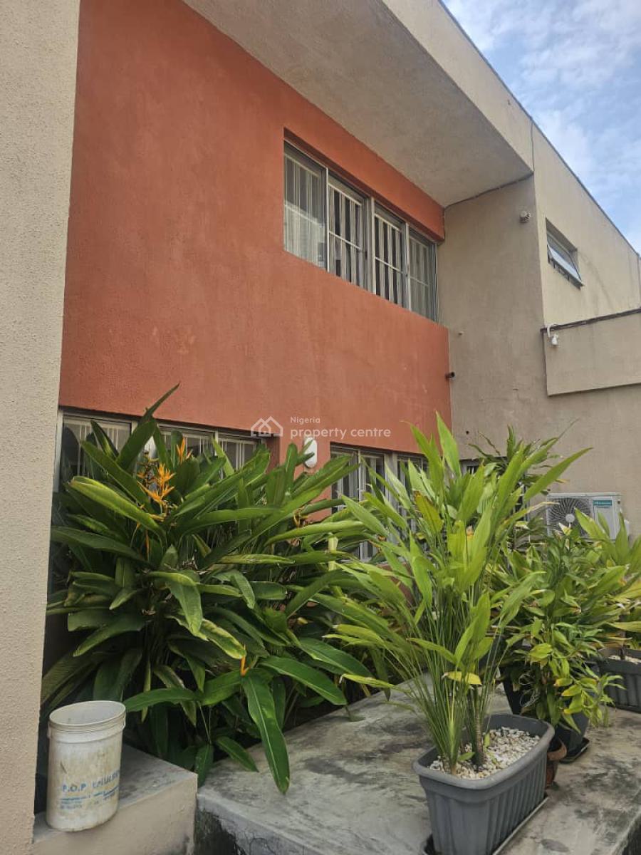 a 3 Bedroom Maisonette, Victoria Island (vi), Lagos, Flat / Apartment for Rent