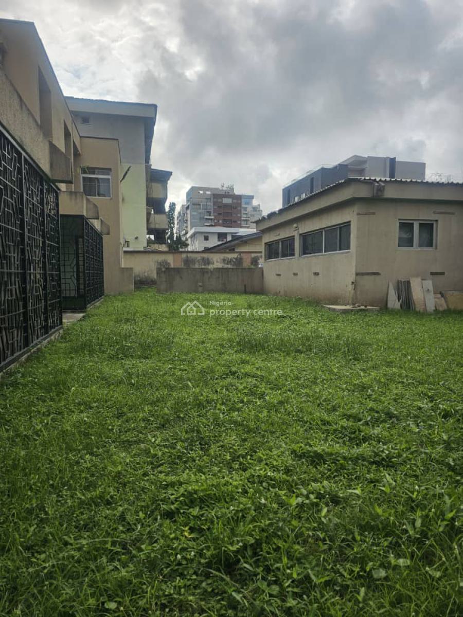 a 3 Bedroom Maisonette, Victoria Island (vi), Lagos, Flat / Apartment for Rent