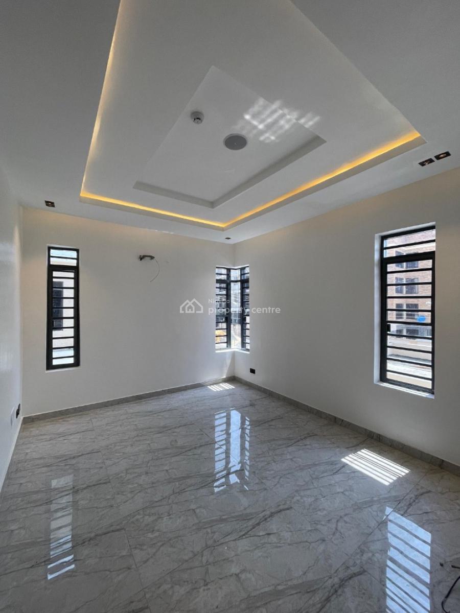 Spacious 4 Bedroom Terrace Duplex with Bq, Lekki Phase 1, Lekki, Lagos, Terraced Duplex for Sale