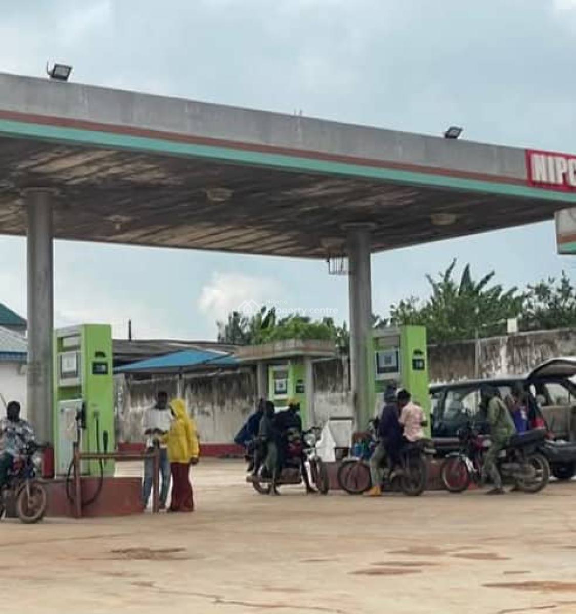 Functioning  Solar Powered Filling Station, Sango Ota, Ogun, Filling Station for Sale