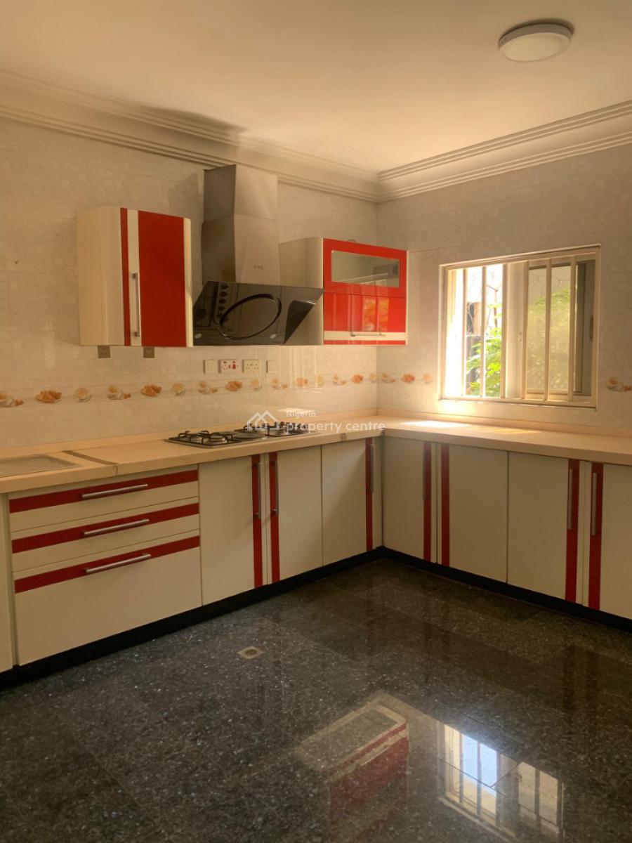 Diplomat 3 Bedrooms Terraced Duplex with Bq, Rin Street, Maitama District, Abuja, Terraced Duplex for Rent