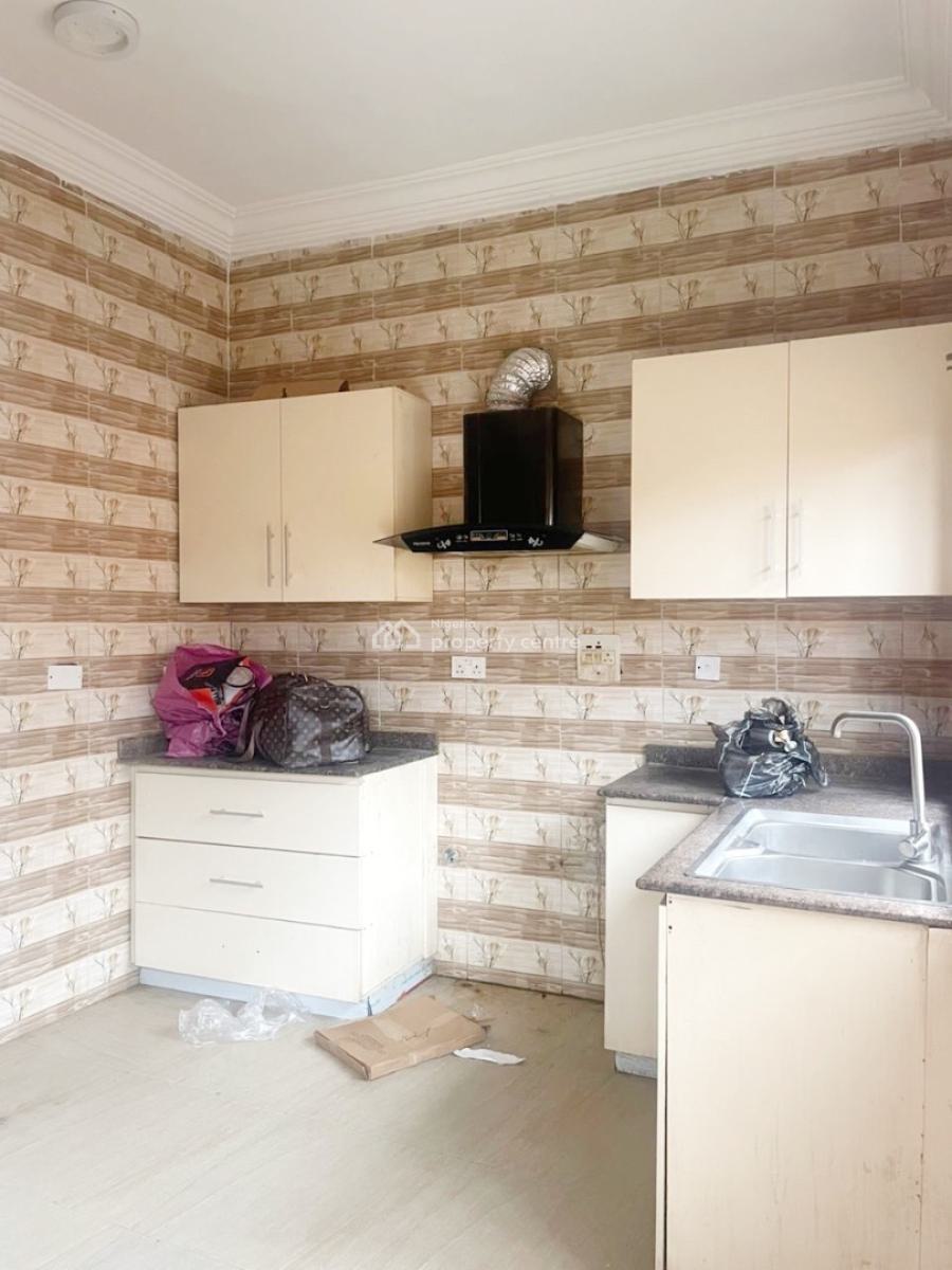 a Well Maintained Spacious 2 Bedroom Flat, Isheri, Magodo, Lagos, Flat / Apartment for Rent