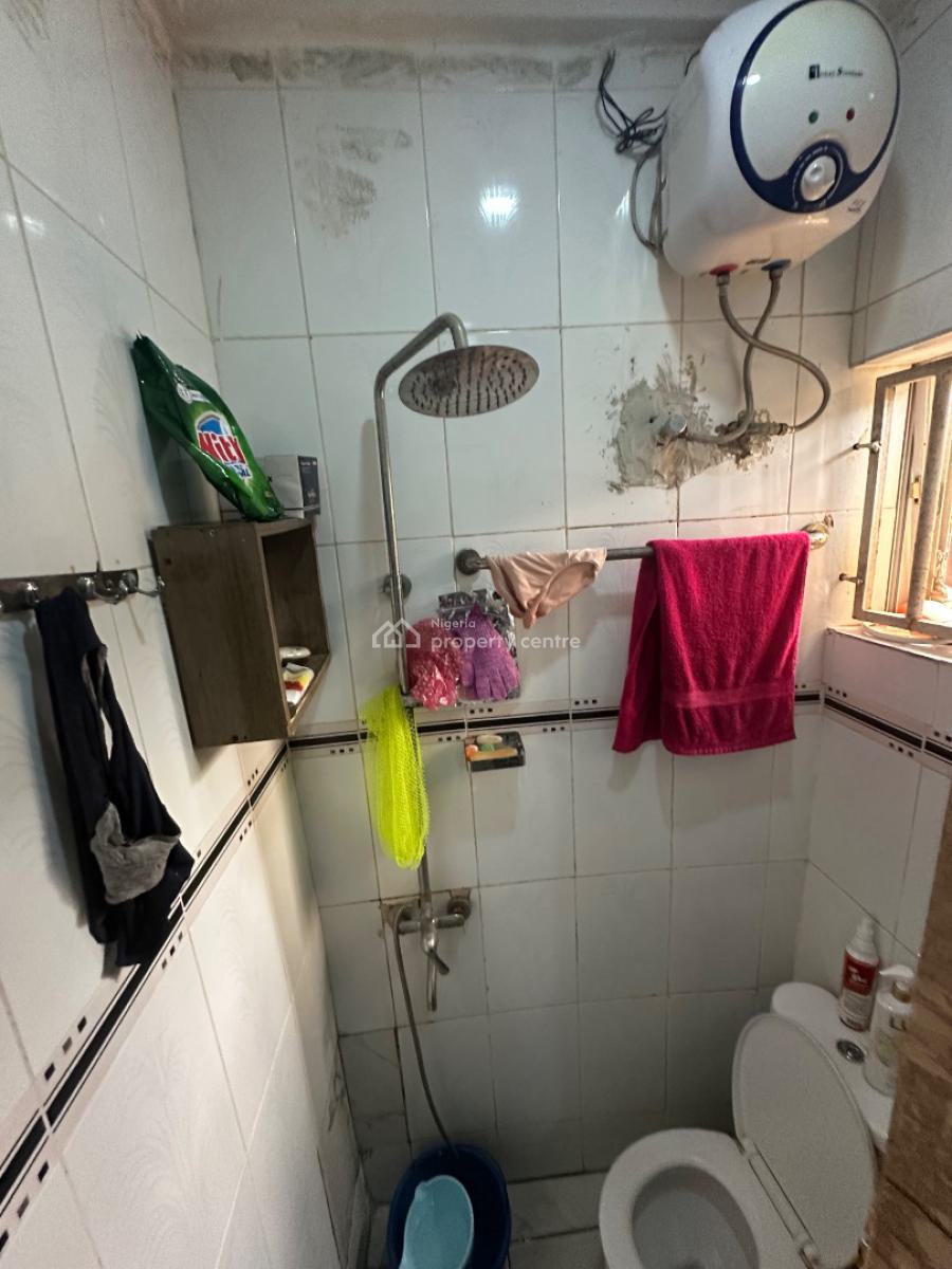 a Standard and Spacious Room Self Contain Apartment in a Decent Compound, 3rd Avenue, Gwarinpa, Abuja, Self Contain (single Rooms) for Rent