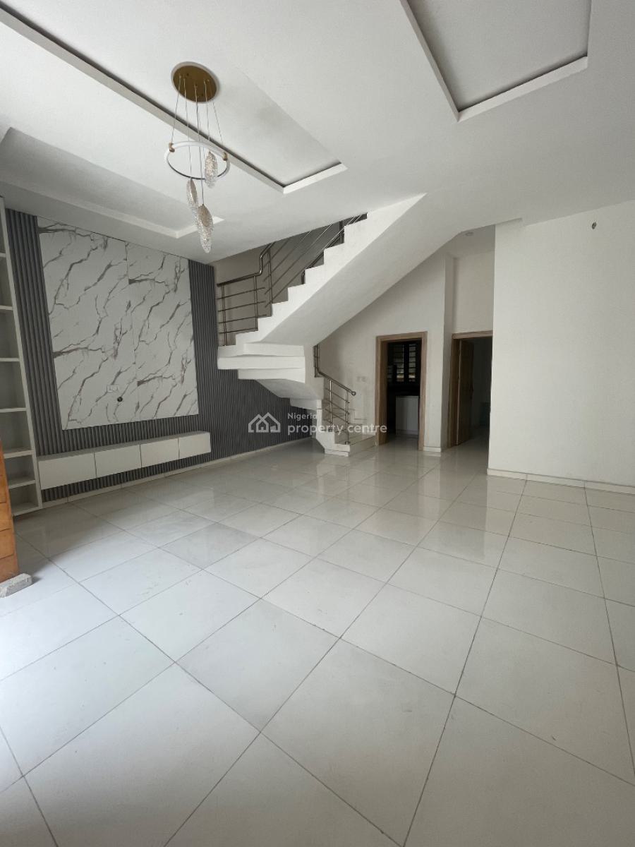 Modern Comfort Meets Prime Location 4-bedroom Semi-detached with Bq, Ikota, Lekki, Lagos, Semi-detached Duplex for Sale