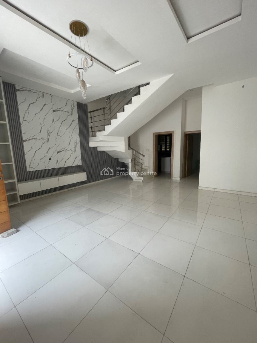 Modern Comfort Meets Prime Location 4-bedroom Semi-detached with Bq, Ikota, Lekki, Lagos, Semi-detached Duplex for Sale