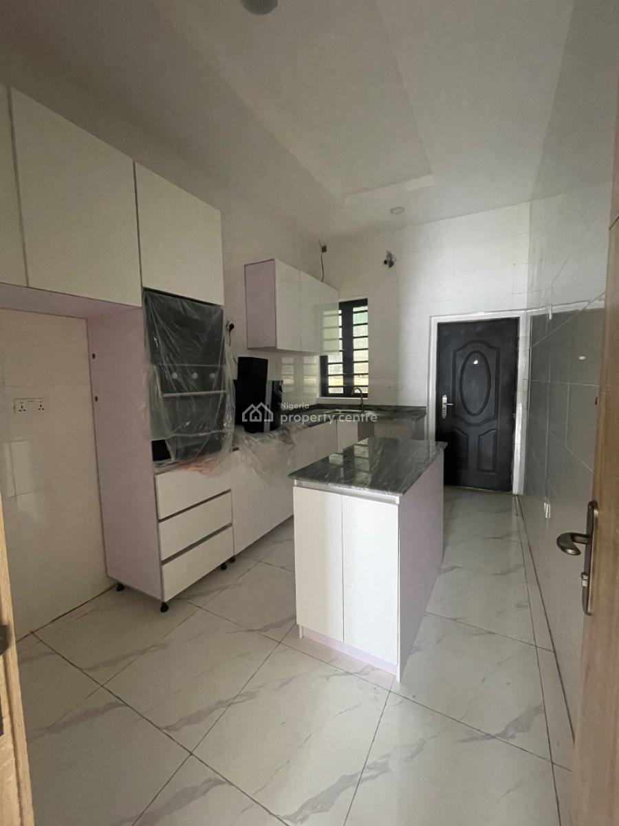 Modern Comfort Meets Prime Location 4-bedroom Semi-detached with Bq, Ikota, Lekki, Lagos, Semi-detached Duplex for Sale