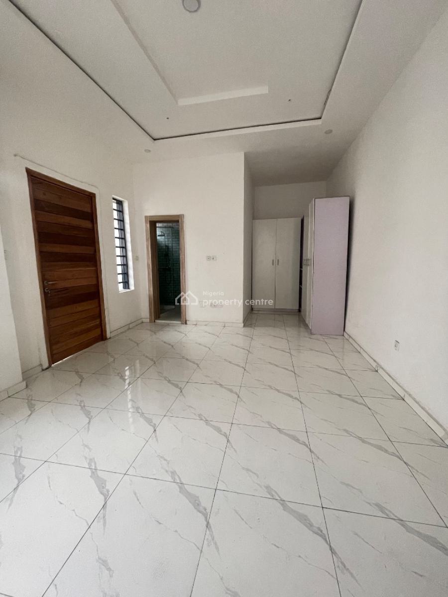 Modern Comfort Meets Prime Location 4-bedroom Semi-detached with Bq, Ikota, Lekki, Lagos, Semi-detached Duplex for Sale