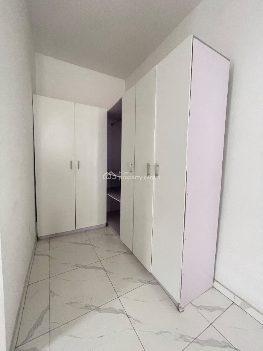 Modern Comfort Meets Prime Location 4-bedroom Semi-detached with Bq, Ikota, Lekki, Lagos, Semi-detached Duplex for Sale