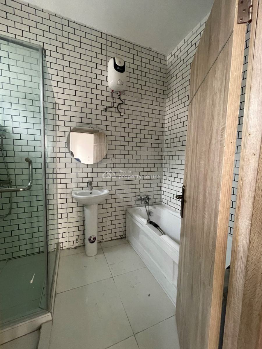 Modern Comfort Meets Prime Location 4-bedroom Semi-detached with Bq, Ikota, Lekki, Lagos, Semi-detached Duplex for Sale