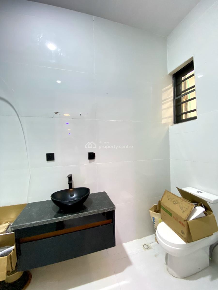 Exquisite 5 Bedroom Fully Detached Duplex with Bq in a Secure Estate, Lekki, Lagos, Detached Duplex for Sale