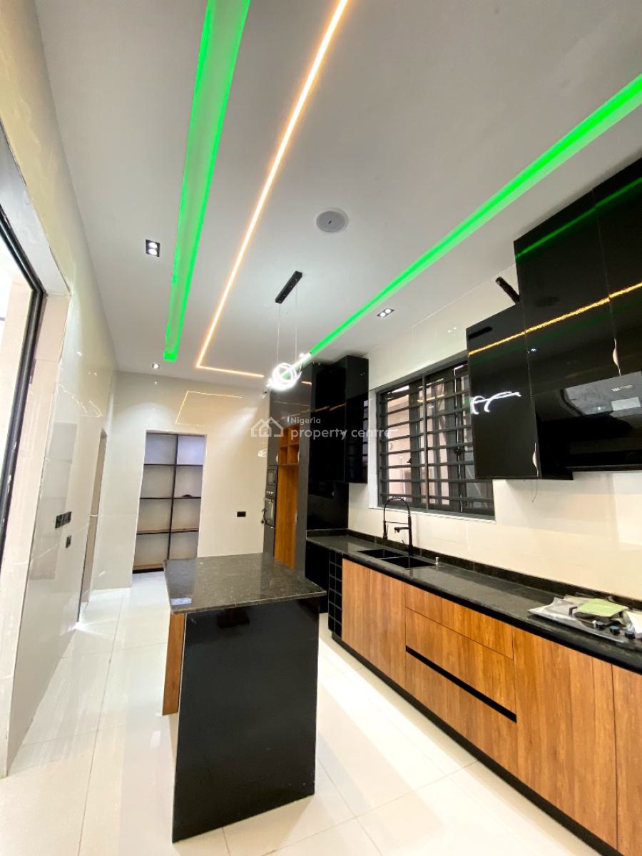 Exquisite 5 Bedroom Fully Detached Duplex with Bq in a Secure Estate, Lekki, Lagos, Detached Duplex for Sale