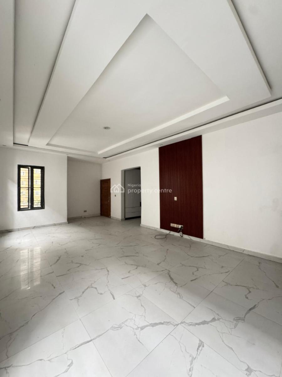 Commercial Property with Bq, Prime Location, Ikate, Lekki, Lagos, Commercial Property for Sale