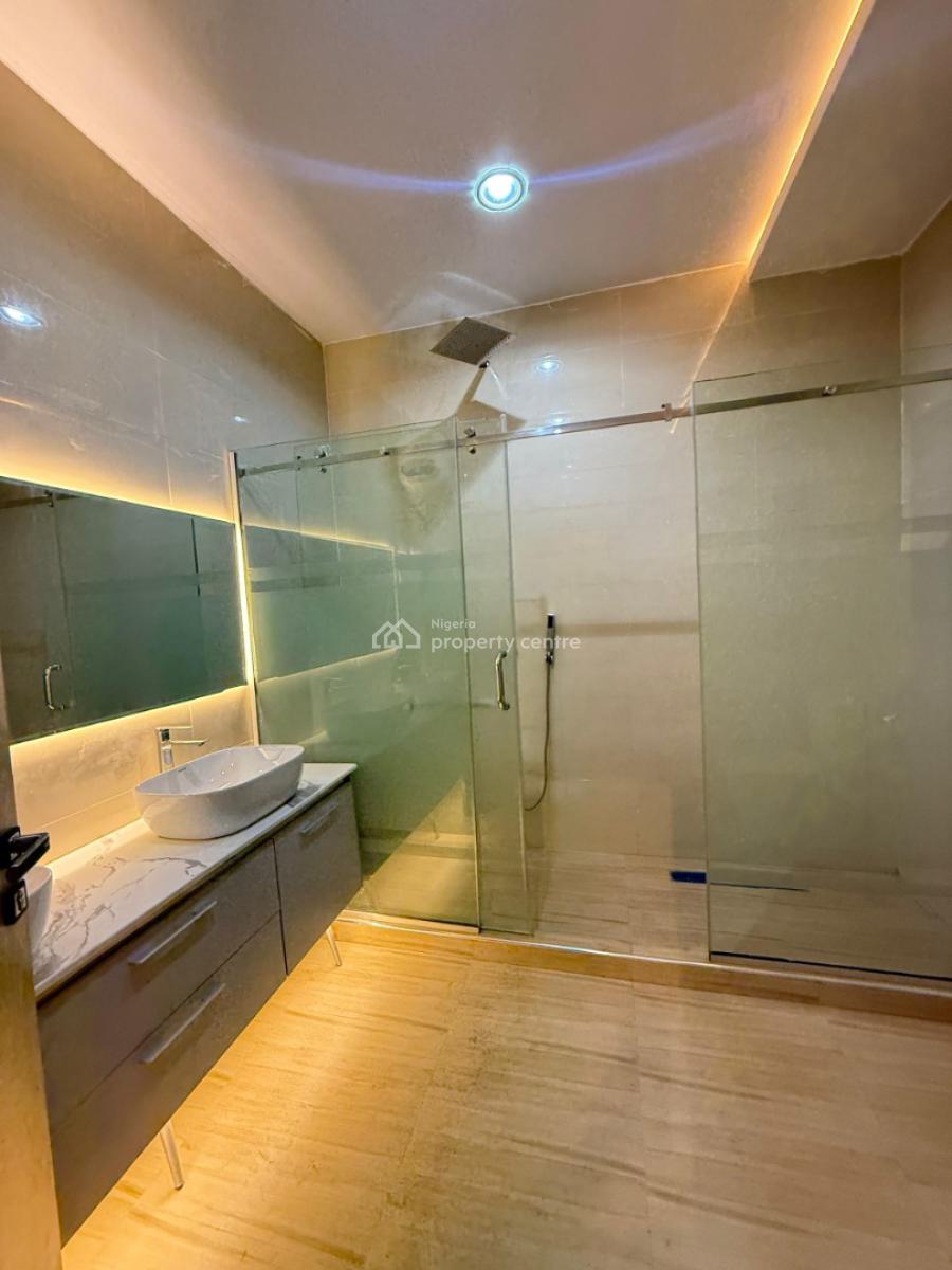 Luxury 4-bedroom Semi-detached Duplex + Family Lounge & Walk-in-closet, Legacy Estate, Kolapo Ishola Gra, Akobo, Ibadan, Oyo, Semi-detached Duplex for Sale
