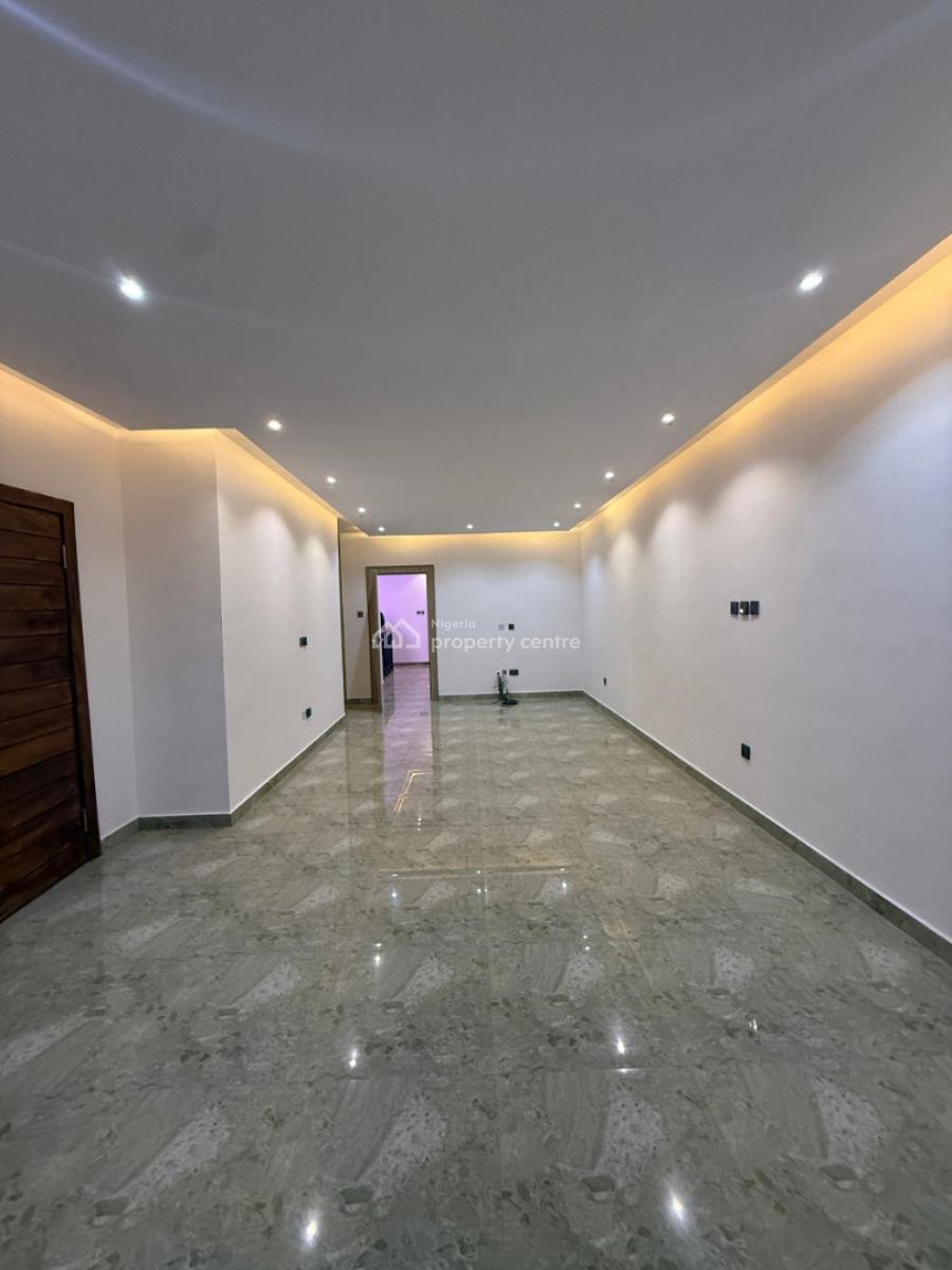 Luxury 4-bedroom Semi-detached Duplex + Family Lounge & Walk-in-closet, Legacy Estate, Kolapo Ishola Gra, Akobo, Ibadan, Oyo, Semi-detached Duplex for Sale