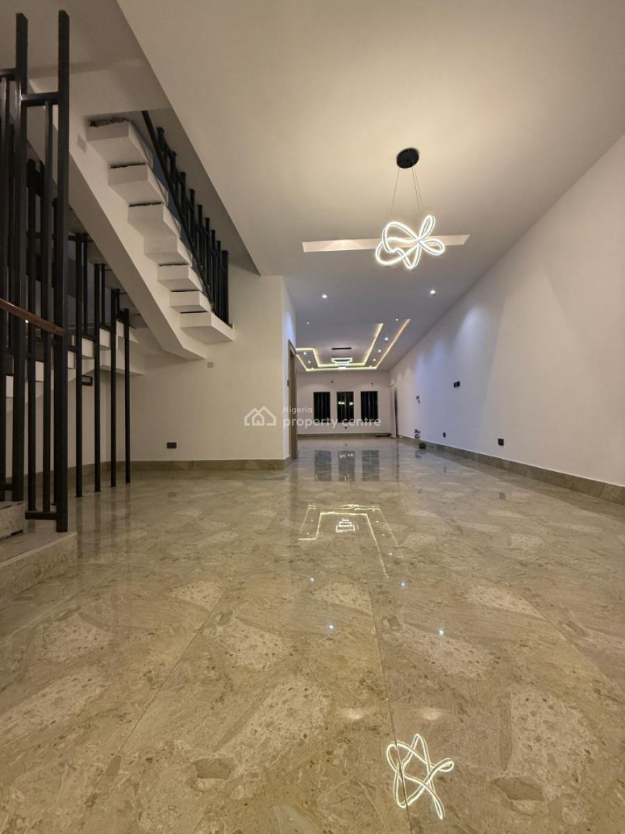 Luxury 4-bedroom Semi-detached Duplex + Family Lounge & Walk-in-closet, Legacy Estate, Kolapo Ishola Gra, Akobo, Ibadan, Oyo, Semi-detached Duplex for Sale