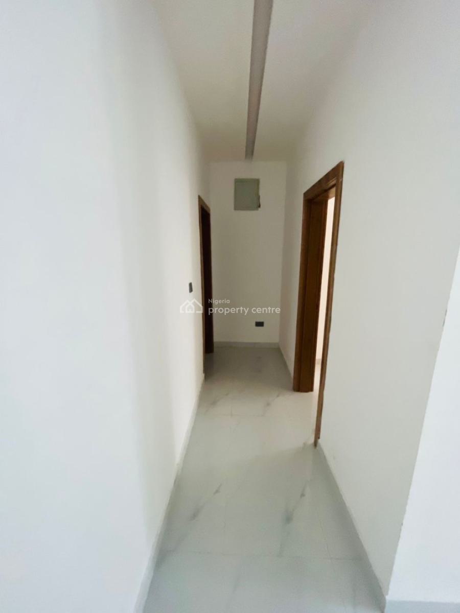 Brand New with Excellent Facilities, Olokonla, Ajah, Lagos, Flat / Apartment for Rent