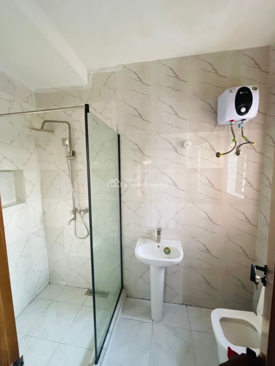 Brand New with Excellent Facilities, Olokonla, Ajah, Lagos, Flat / Apartment for Rent