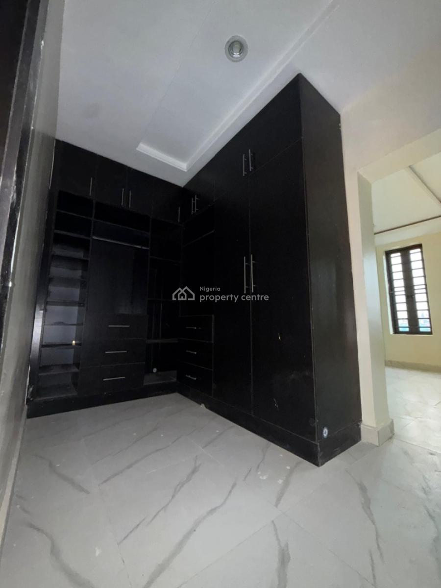 Exquisite 5-bedroom Duplex with 2 Living Rooms, Gym & Study, New Bodija Estate, New Bodija, Ibadan, Oyo, Detached Duplex for Sale