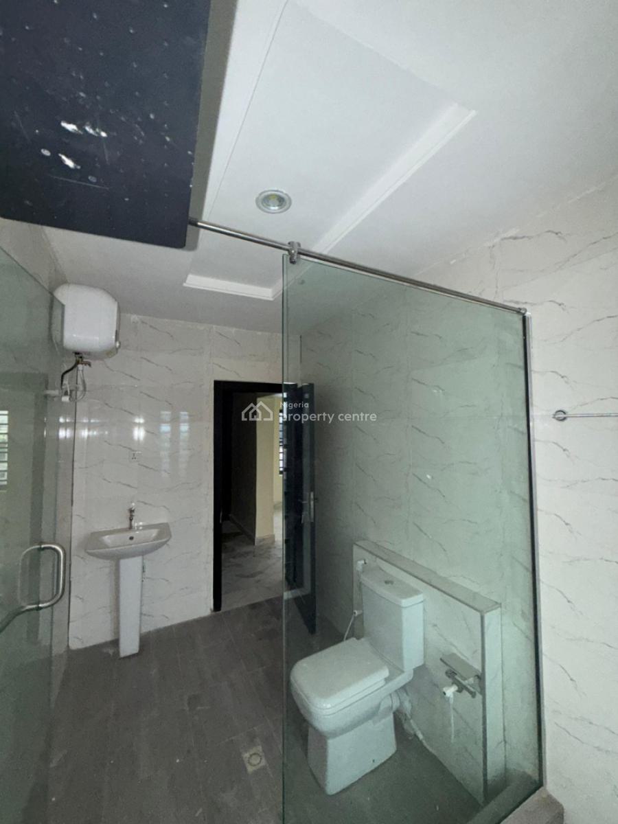 Exquisite 5-bedroom Duplex with 2 Living Rooms, Gym & Study, New Bodija Estate, New Bodija, Ibadan, Oyo, Detached Duplex for Sale