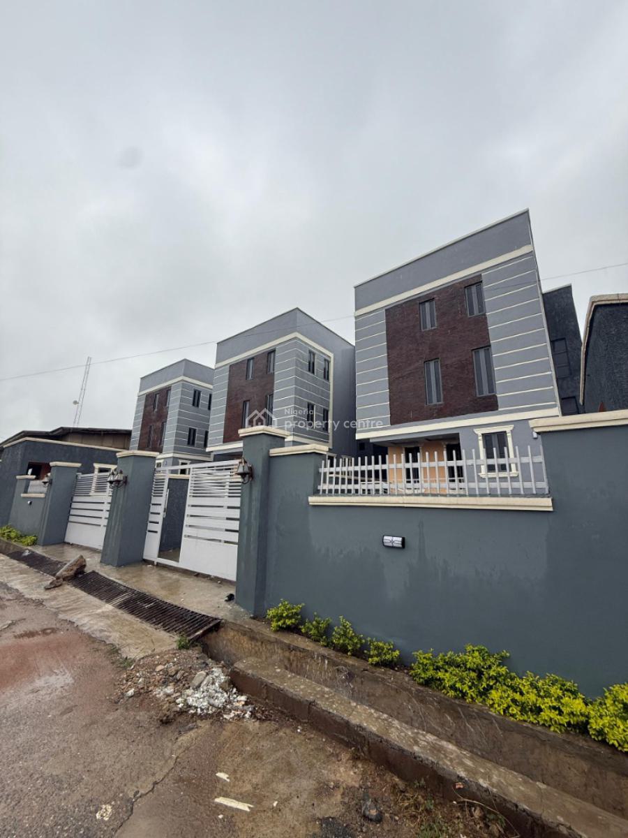 Exquisite 5-bedroom Duplex with 2 Living Rooms, Gym & Study, New Bodija Estate, New Bodija, Ibadan, Oyo, Detached Duplex for Sale