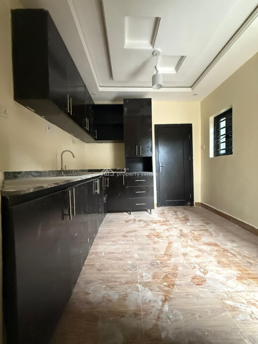Exquisite 5-bedroom Duplex with 2 Living Rooms, Gym & Study, New Bodija Estate, New Bodija, Ibadan, Oyo, Detached Duplex for Sale