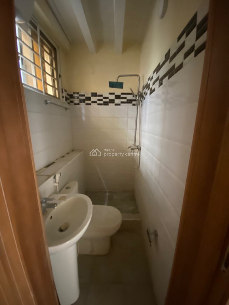 Serviced 2 Bedroom Apartment Upstairs, Oniru, Victoria Island (vi), Lagos, Flat / Apartment for Rent