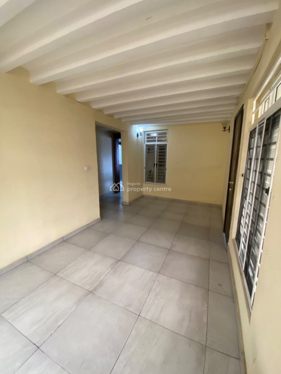 Serviced 2 Bedroom Apartment Upstairs, Oniru, Victoria Island (vi), Lagos, Flat / Apartment for Rent