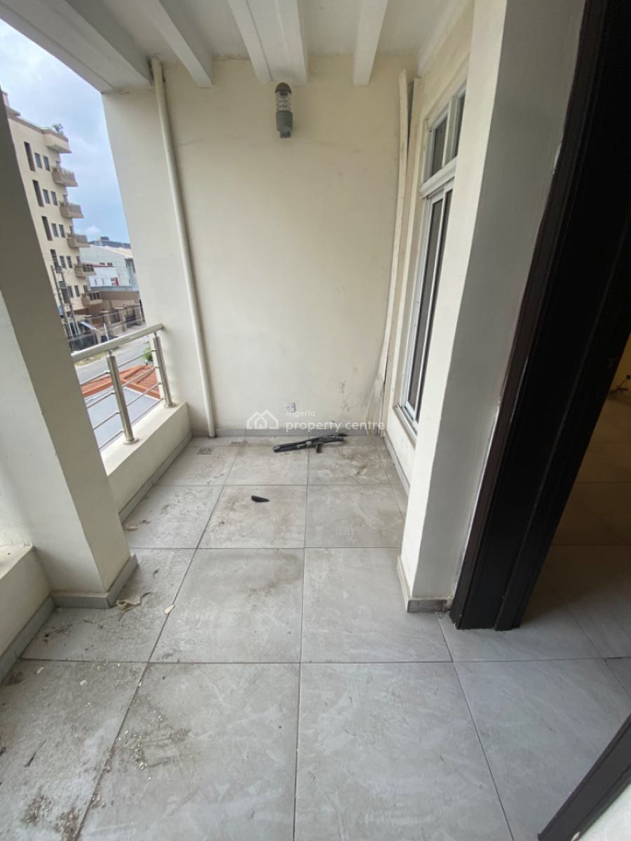 Serviced 2 Bedroom Apartment Upstairs, Oniru, Victoria Island (vi), Lagos, Flat / Apartment for Rent