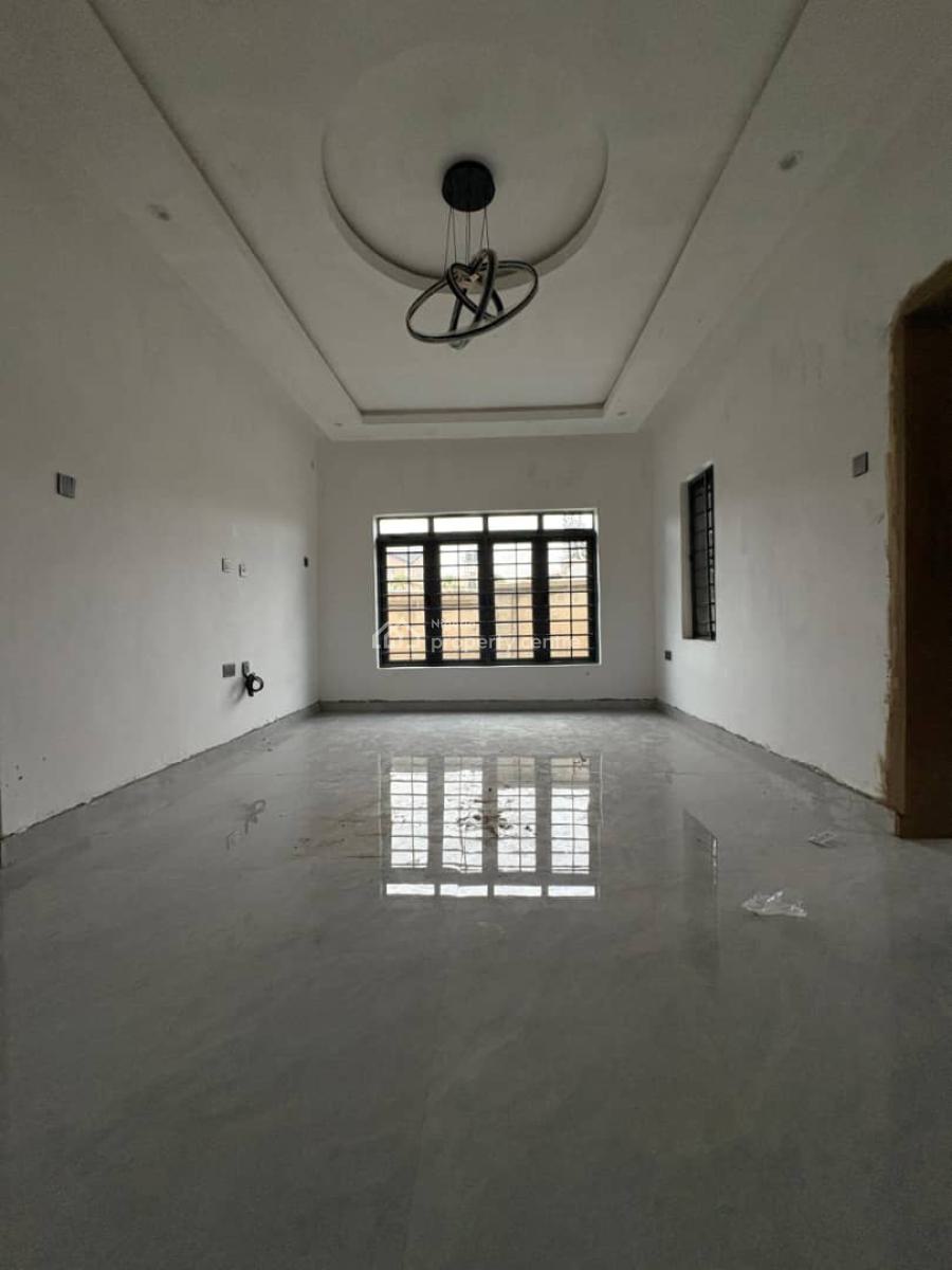 Contemporary 3-bedroom Bungalow + Room & Parlor Bq, Abdul-salam, Akala Way, Akobo, Ibadan, Oyo, Detached Bungalow for Sale